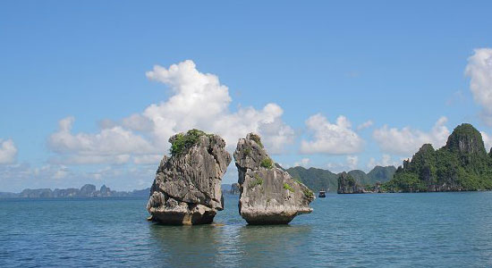 Kissing islet of HaLong Bay